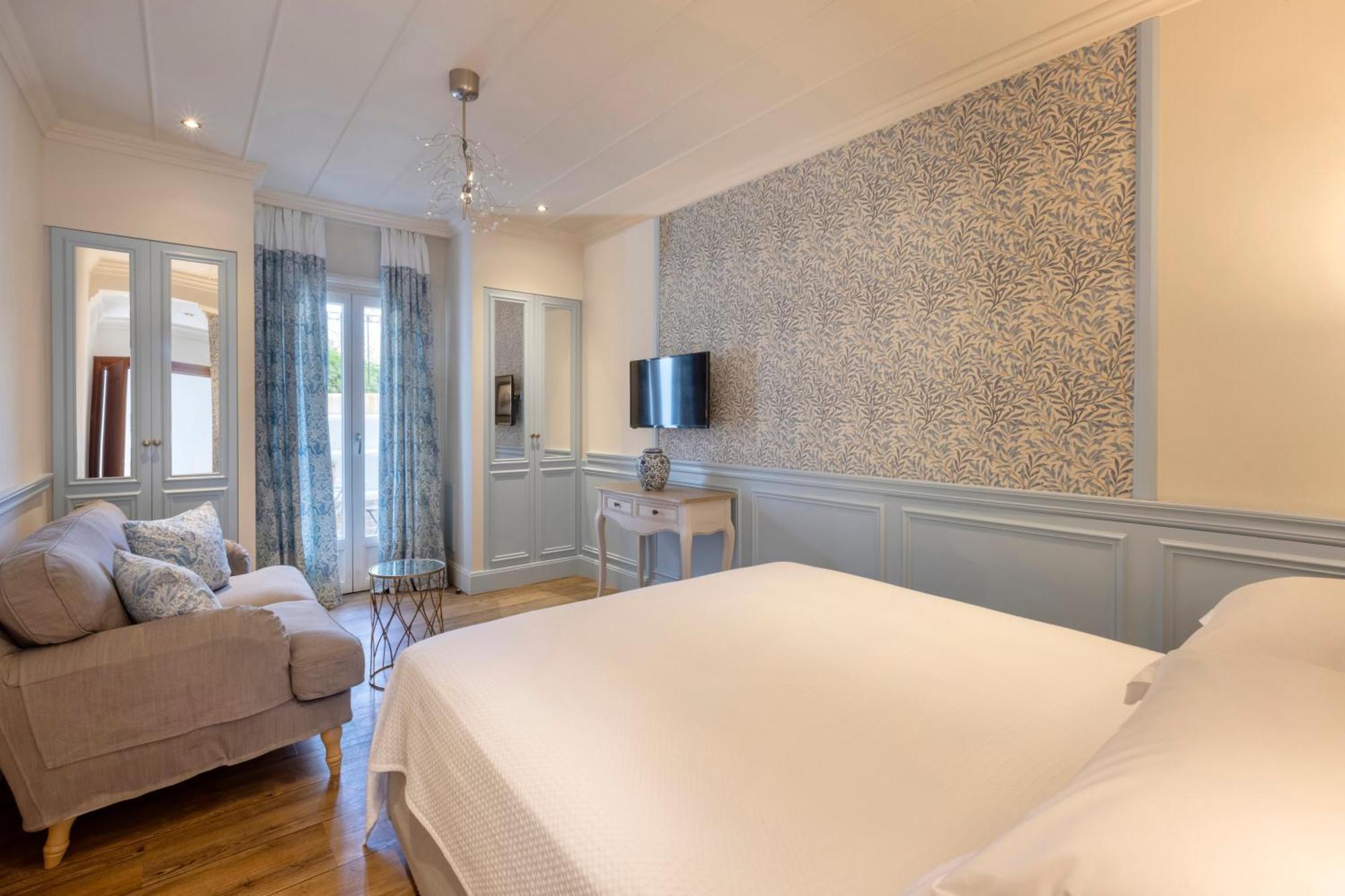 Despotiko Hotel 4*
